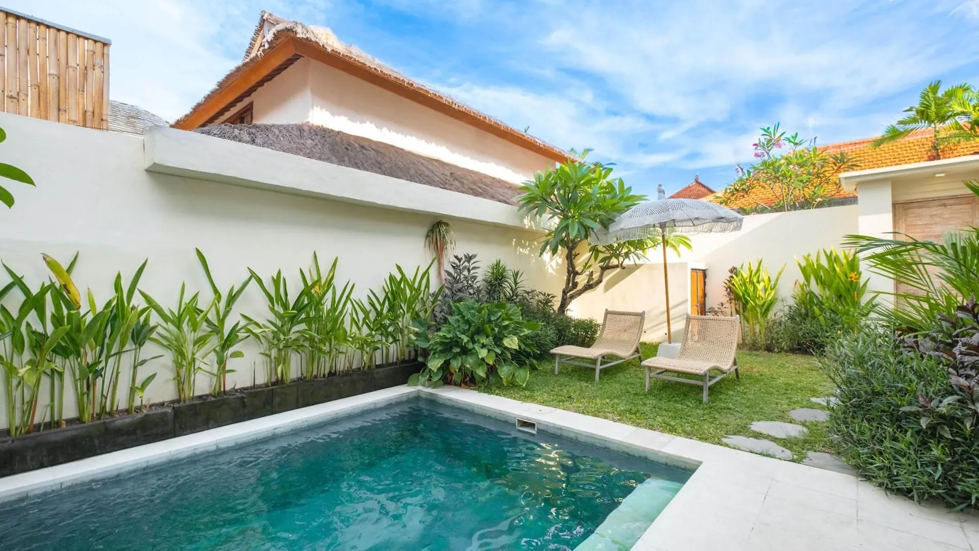 Villa Ambalika By Villa Finder Seminyak 0*,  Indonesien